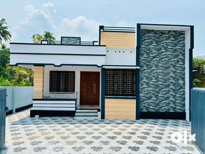 Paravur railway station just 400 mts distance 1200 sqft new house
