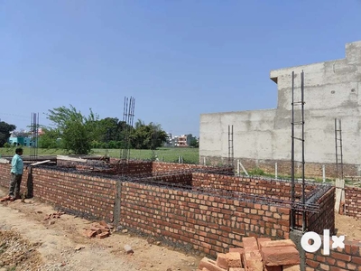 Under construction House for sale in 20 feet gali