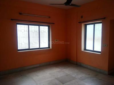 2 BHK Flat for rent in Baguiati, Kolkata - 974 Sqft