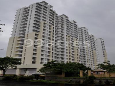1275 sq ft 3 BHK 2T East facing Apartment for sale at Rs 2.25 crore in Gundecha Altura 9th floor in Kanjurmarg, Mumbai