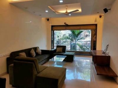 1700 sq ft 3 BHK 3T North facing Apartment for sale at Rs 4.25 crore in Project 3th floor in Vile Parle E, Mumbai