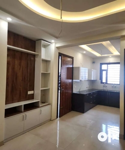 3 bhk luxurious with lift villa floor for sale
