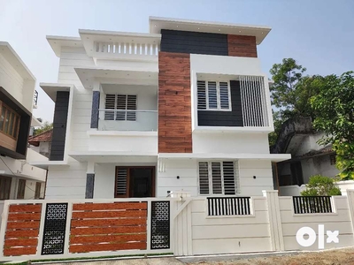 AN AMAZING NEW 4BED ROOM 1550 SQ FT HOUSE IN NADATHARA,THRISSUR