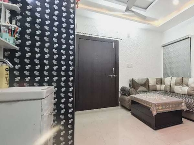 Fully furnished flat on Indra vihar main road