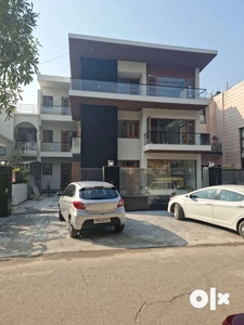 One kanal kothi available sector 38 chandigarh