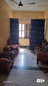 3 bhk flat on 1st floor, with lots of open space.