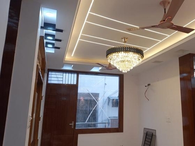 4 Bedroom 200 Sq.Mt. Builder Floor in Niti Khand ii Ghaziabad