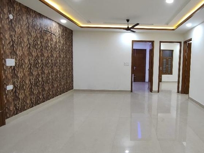 4 Bedroom 350 Sq.Yd. Builder Floor in Green Fields Colony Faridabad