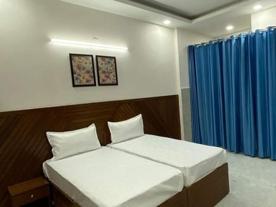 6+ Bedroom 1000 Sq.Yd. Villa in Nh 24 Ghaziabad