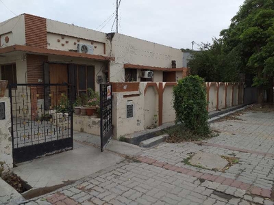 6 BHK House 4050 Sq.ft. for Sale in Mahanagar, Lucknow