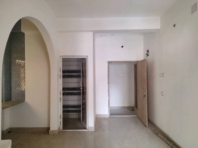 743 sq ft 2 BHK 2T West facing Completed property Apartment for sale at Rs 20.78 lacs in Project in Baguiati, Kolkata