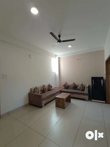 Brokerage free fully furnished 1bhk flat for rent near scheme no. 78
