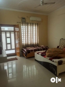 spacious house for rent ground floor in sector 4 extension