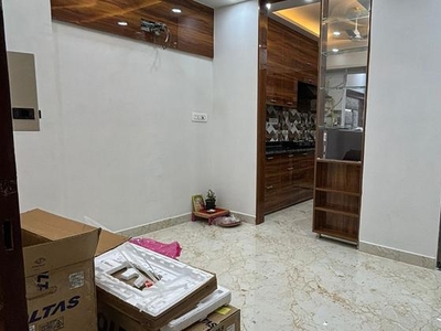 1.5 Bedroom 470 Sq.Ft. Apartment in Moti Nagar Delhi