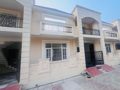 2 Bedroom 1350 Sq.Ft. Villa in Sultanpur Road Lucknow