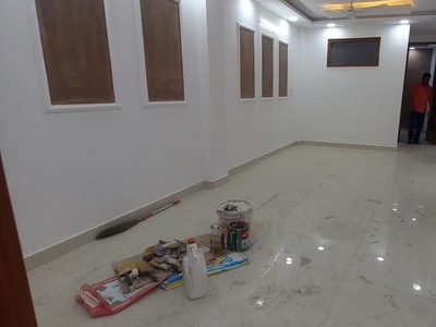 3 Bedroom 900 Sq.Ft. Builder Floor in Govindpuri Delhi
