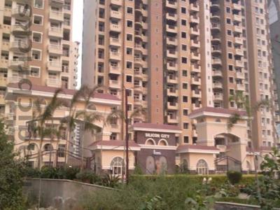 4195 sq ft 3 BHK 4T Apartment for sale at Rs 2.90 crore in Amrapali Silicon City 15th floor in Sector 76, Noida