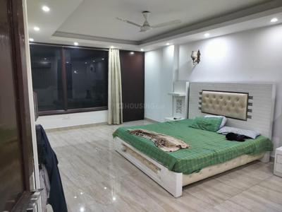3 BHK Flat for rent in Saket, New Delhi - 2200 Sqft