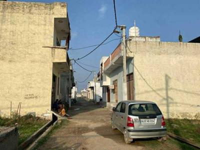 980 sq ft NorthEast facing Plot for sale at Rs 17.00 lacs in Defence colony new in Anand Vihar, Delhi