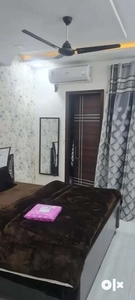 Luxury spacious 2bhk fully furnished flat all party allowe today plan