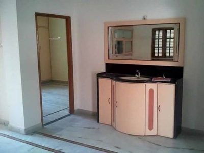 1450 sq ft 3 BHK 3T Apartment for sale at Rs 85.00 lacs in SV Laxmi Nilayam in Padmarao Nagar, Hyderabad