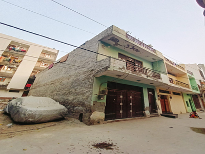 4 BHK House 100 Sq. Yards for Sale in