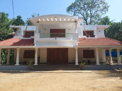 4 BHK House 3800 Sq.ft. for Sale in Kuzhalmannam, Palakkad