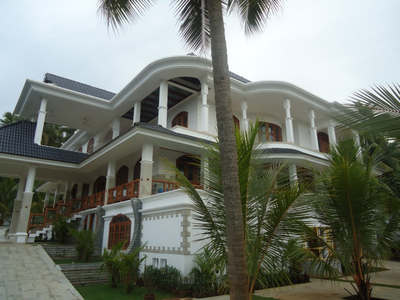 5 BHK House 10000 Sq.ft. for Sale in Puzhakkal, Thrissur