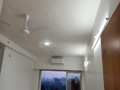 1 BHK Flat for rent in Vikhroli East, Mumbai - 1005 Sqft