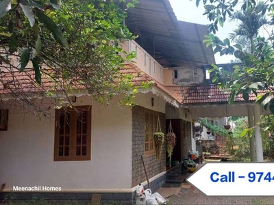 20 Cent , Pala - Ernakulam Road , House For Sale