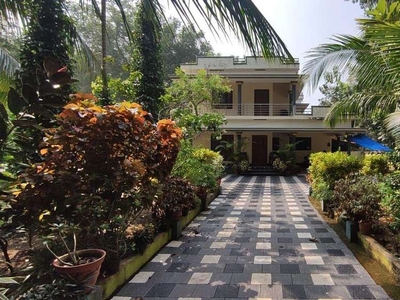 2800 square feet semi furnished house for sale in Noornadu, Alappuzha