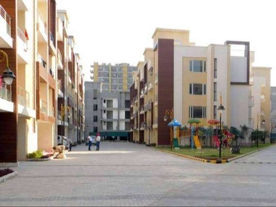 2BHK LUXURY FLAT FOR SALE IN HIGHLAND PARK