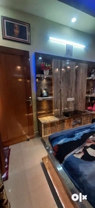 3 bhk maintained flat in highrise apartment