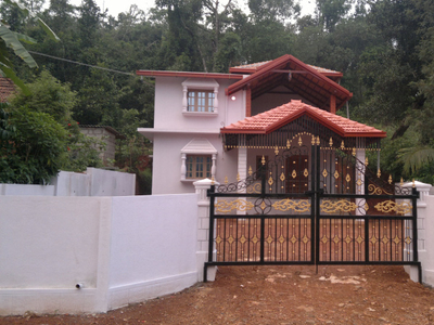 4 BHK House 2000 Sq.ft. for Sale in Sringeri, Chikmagalur