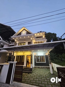 4 BHK VILLA FOR SALE NEAR MEDICAL COLLEGE KALAMASSERY ROUTE