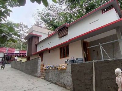 7 cent 1400 ft2 3 bhk new house, pothencode chathanpad near vembayam