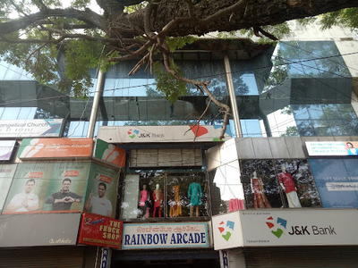 Commercial Shop 225 Sq.ft. for Sale in