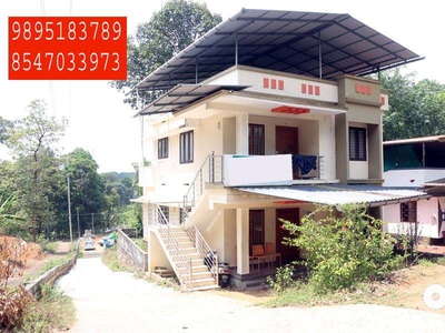 House near Kidangoor town 4 BHK 1600 sq feet 9 cent 45 lakhs