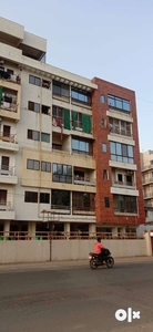 I HAVE 3 BHK FLAT IN PRIME LOCATION ANAND (NO BROKERAGE)