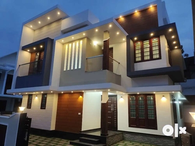 Kakkanad Peringala 4Cent 1750sqft new villa for sale