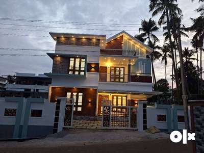 Luxury Villa For Sale At Nadathara (Thrissur)