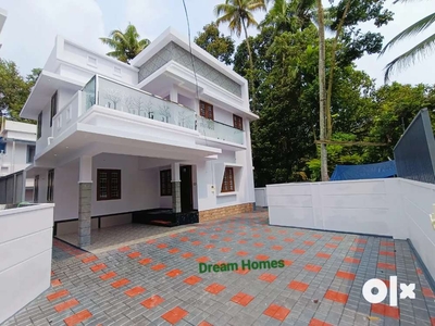 Ready to occupy 4cent 3bedroom 1552sqft house for sale near Varapuzha