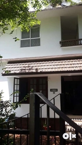Spacious 3BHK house for sale - 1048 sqft with 4 cents of land