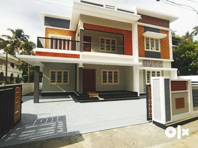 Spacious House for sale in Anchery.