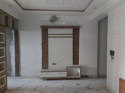 1050 sq ft 2 BHK 2T SouthEast facing Apartment for sale at Rs 38.90 lacs in Project in Sector 73, Noida