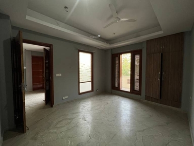 11000 sq ft 7 BHK 7T IndependentHouse for sale at Rs 11.50 crore in Project in Sector 40, Noida