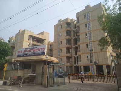 1400 sq ft 3 BHK 2T NorthEast facing Apartment for sale at Rs 2.00 crore in CGHS IES Officers Apartments in Sector 4 Dwarka, Delhi