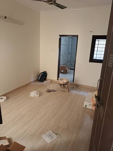 1600 sq ft 3 BHK 3T Apartment for sale at Rs 1.75 crore in Project in Shalimar Bagh, Delhi