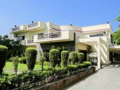 1856 sq ft 3 BHK 3T East facing Villa for sale at Rs 12.04 crore in B kumar and brothers the passion group in Defence Colony, Delhi