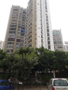 2115 sq ft 4 BHK 3T Completed property Apartment for sale at Rs 2.01 crore in Prateek Wisteria in Sector 77, Noida